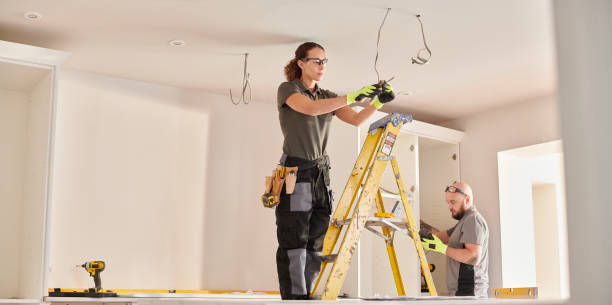 Best Electrical Outlet Repair  in Holdenville, OK